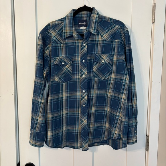 Wrangler Other - Wrangler Mens XL Blue Plaid Western Pearl Snap Shirt Long Sleeve Raw Hem Grunge